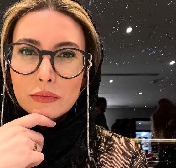 فریبا نادری