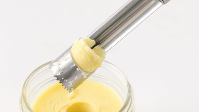 آموزش مرحله به مرحله تعویض فتیله شمع بدون ذوب مجدد