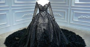 انواع جواهردوزی روی لباس مجلسی