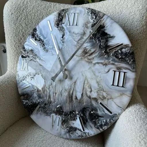 مدل ساعت رزینی طوسی و مشکی