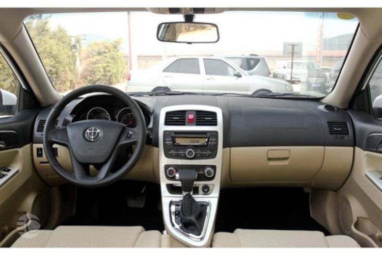 مقایسه برلیانس H330 و آریو سایپا