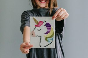 آموزش گلدوزی برای کودکان