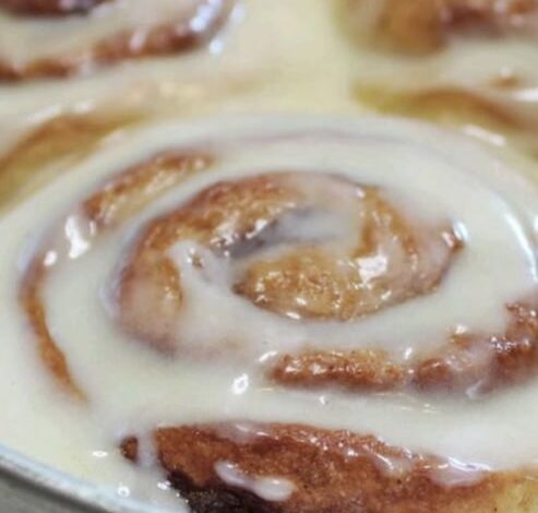 نان رول دارچینی