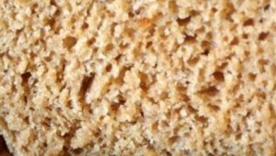 نان با آرد گندم کامل