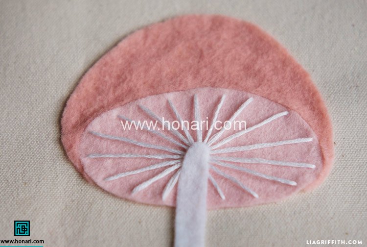 پرچم نمدی طرح قارچ 4