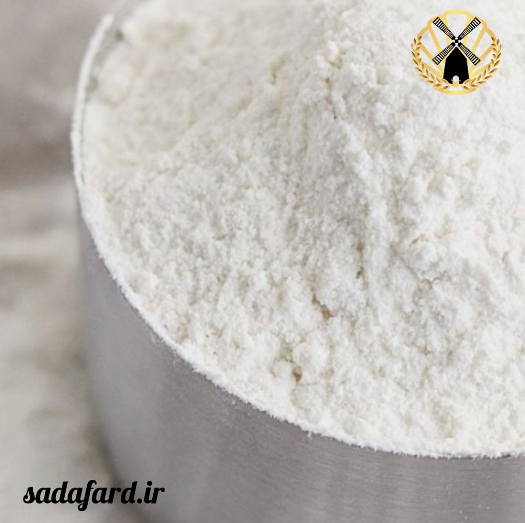 فروش عمده آرد نول به صورت کیسه ای و فله ای برای لوازم قنادی ها، شیرینی پزی ها و بسیاری از کارگاه ها انجام می شود.