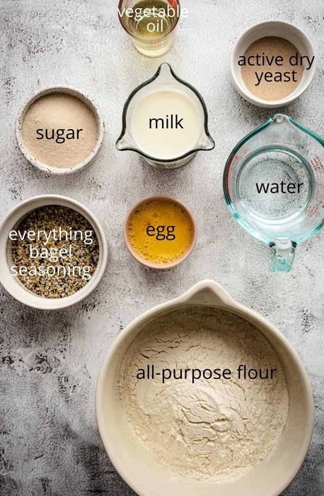 مواد مورد نیاز برای درست کردن نان بیگل
