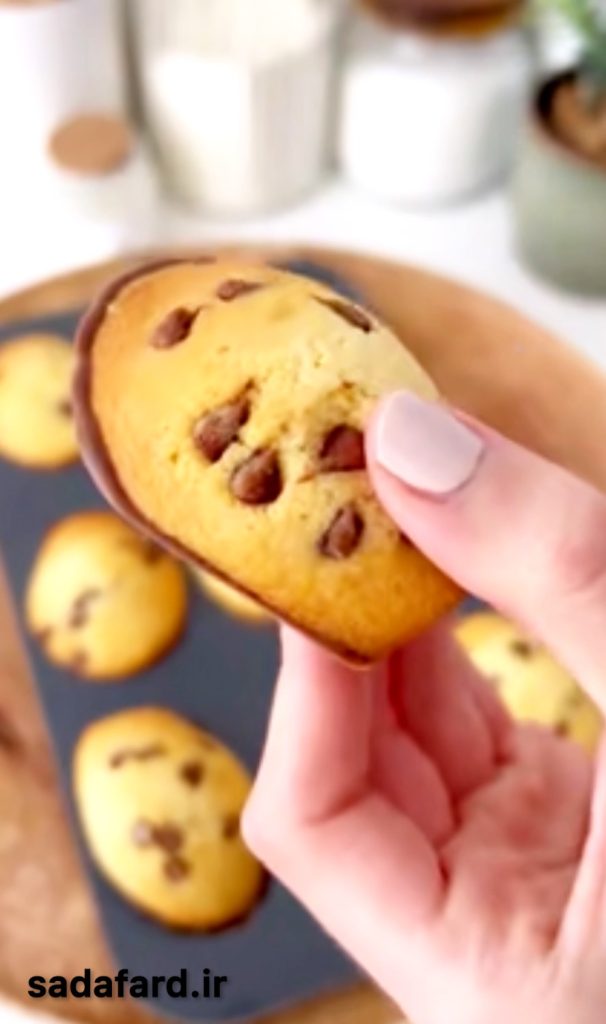 شیرینی مادلین شکلاتی