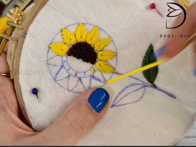 آموزش گلدوزی برزیلی آفتابگردان