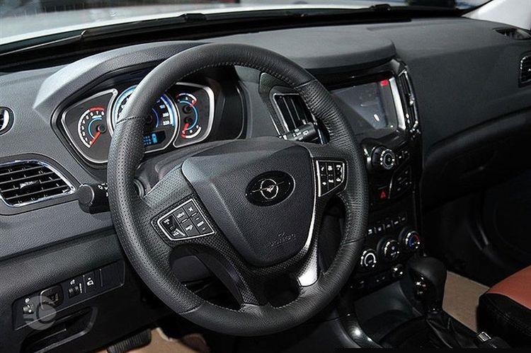 مقایسه تیگو 5 و هایما s7 در بخش طراحی داخلی