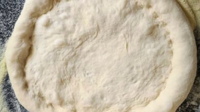 استفاده از آرد سمولینا برای باز کردن خمیر پیتزا