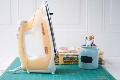 از اتو استفاده کنید