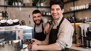 باریستای ماهر و خوشحال