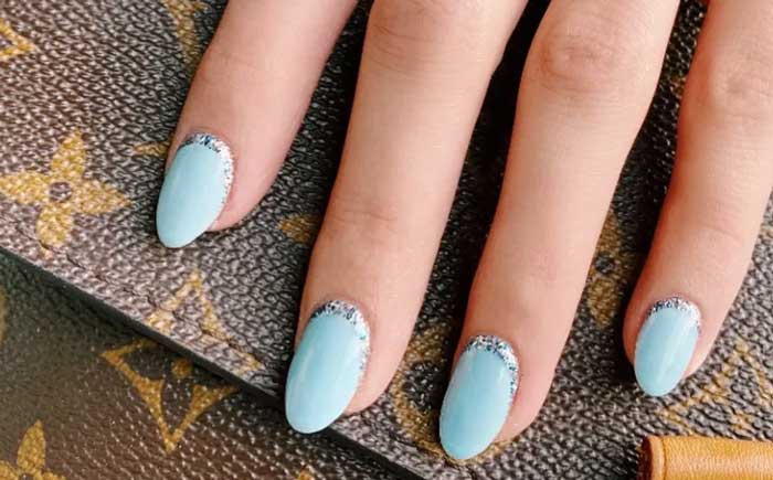 ژلیش زیبای ناخن