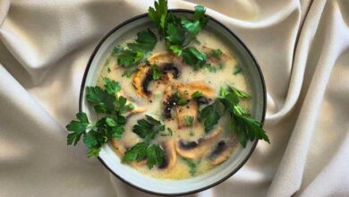 سوپ شیر و خامه و قارچ و مرغ نهایی