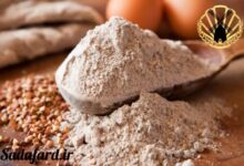 آرد گندم سیاه به همراه دانه