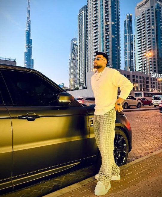 استایل زیبای حسین تهی