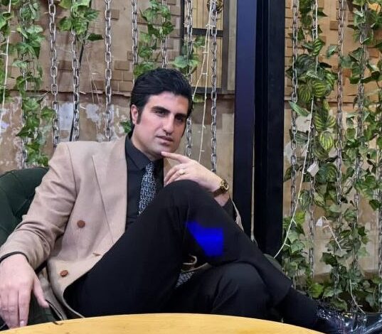 محسن لرستانی