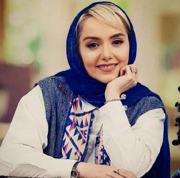 نازنین بیاتی در برنامه مهمونی