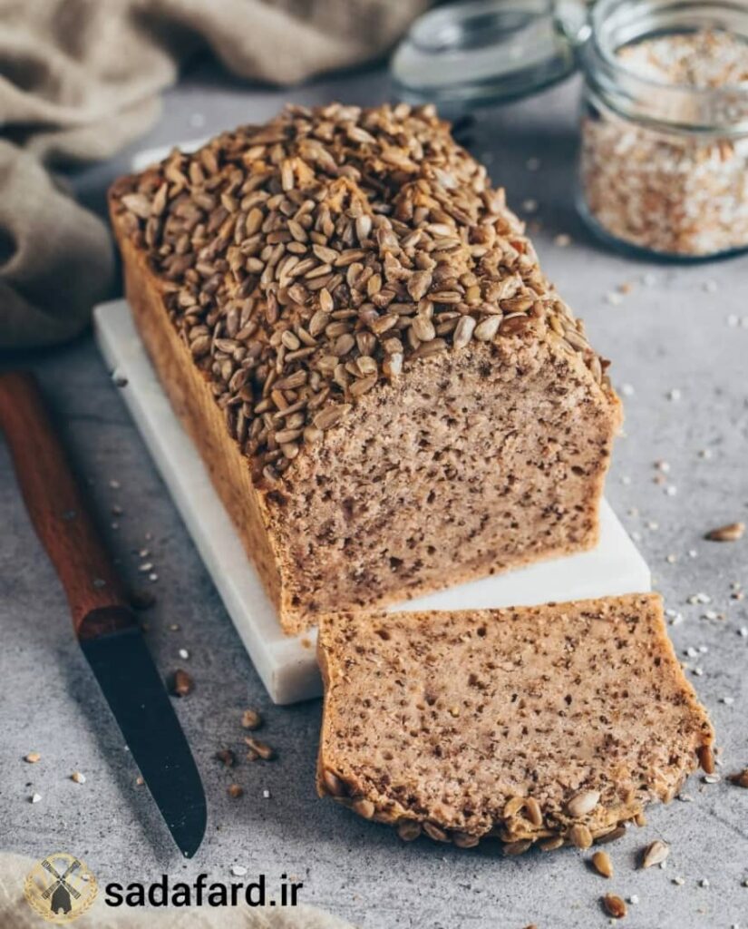 نان باکویت با دانه چیا