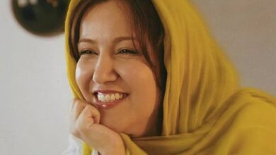 پانته آ بهرام در حال خندیدن