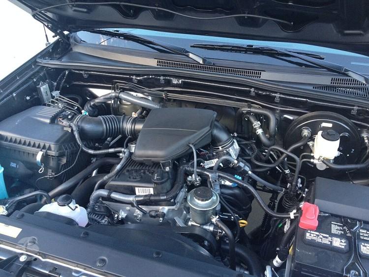 موتور پرادو 4 سیلندر 