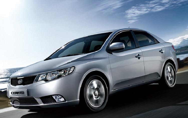 بررسی جنبه طراحی اکسنت | تفاوت کیا سراتو و اکسنت