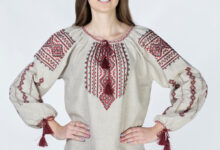 گلدوزی روی مانتو