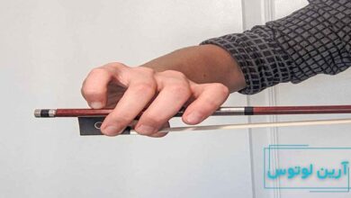 نحوه دست گرفتن آرشه ویولن