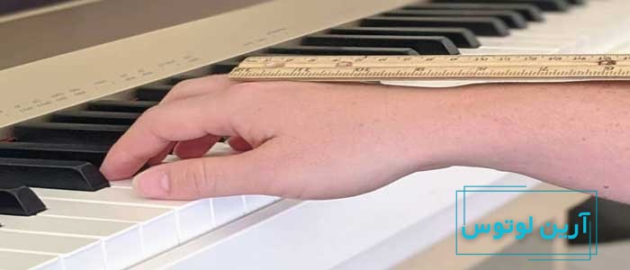 صحیحترین حالت دست در پیانو