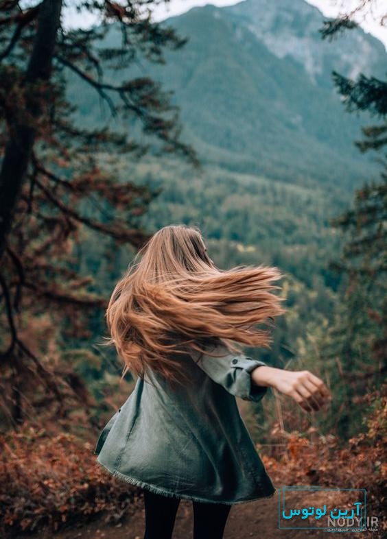 عکس دختر بچه از پشت سر برای پروفایل