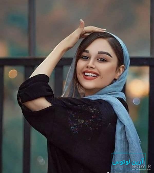 ۱۰۰ مدل ژست عکاسی عاشقانه دونفره 👩‍❤️‍👨 • وبسایت یادتوت