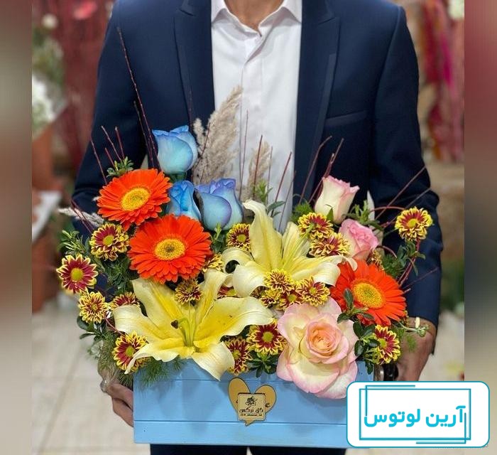 تزیین ظرف شیرینی خواستگاری لاکچری با گل طبیعی برای مهمان ها - چلوگوشت