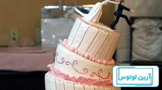 رویه کیک عروسی خنده دار عروس در تعقیب داماد 1227749