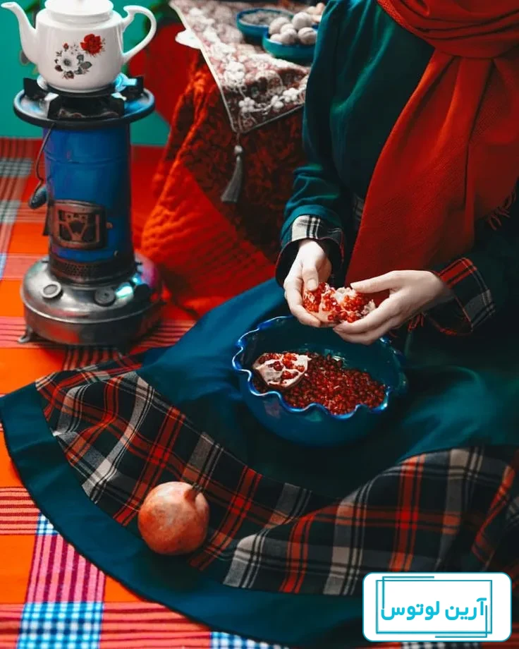 عکس دختر در شب یلدا