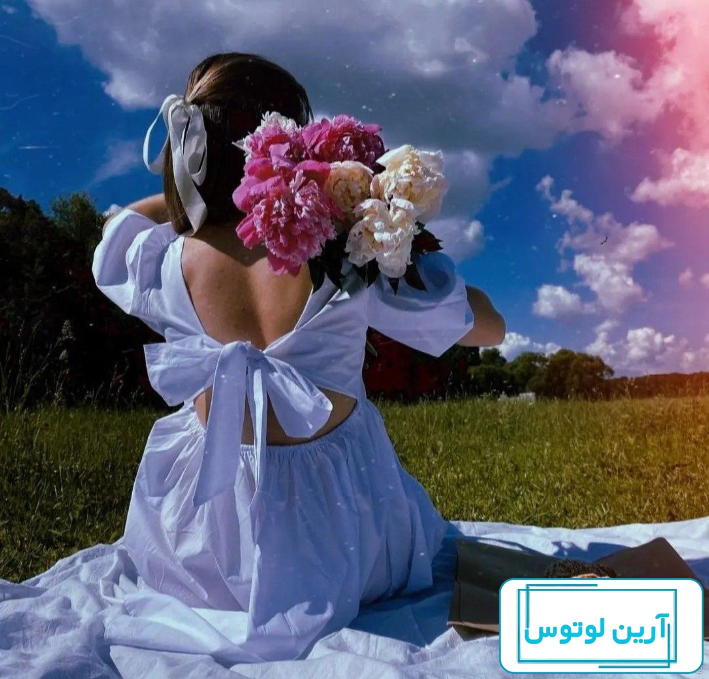 عکس گلابی برای پروفایل