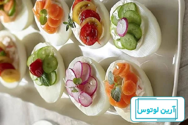 مدل تزیین تخم مرغ آب پز 2022؛ جذاب ترین عکس های تزیین تخمه مرغ آب پز با  پوست و بدون پوست