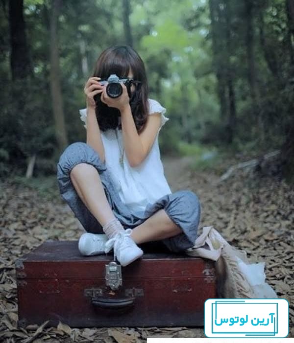 پروفایل دخترانه با گوشی ژست بچه گانه | تاوعکس
