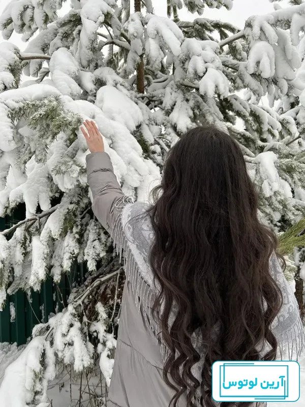 پروفایل دخترانه مخصوص روز برفی و زمستانی همراه با متن های زیبا و دلبر |  جدول یاب